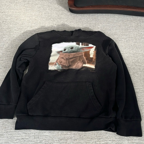 Old navy baby yoda hoodie - Picture 1 of 3